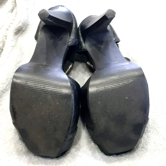 Heels - Picture 3 of 6